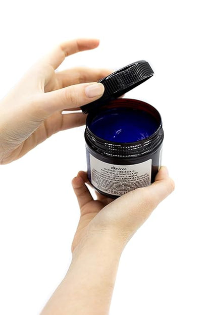 Davines ALCHEMIC Conditioner Silver - Bombshell Hair Studio