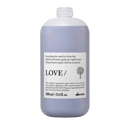 Davines LOVE Smoothing Instant Mask liter for frizzy and unruly hair