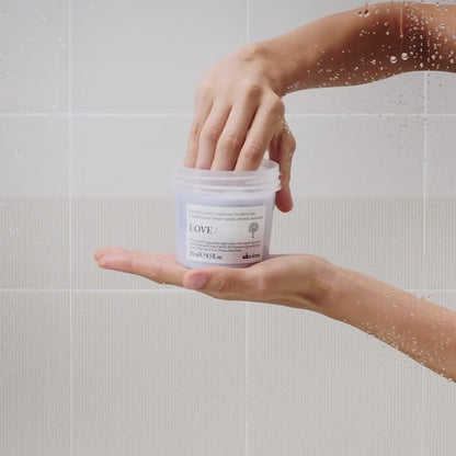 Davines LOVE SMOOTHING Discovery Kit — Smoothing Travel Haircare Set