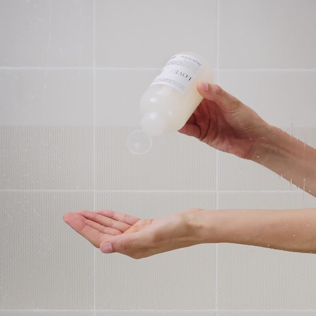 Davines LOVE CURL shampoo video for curly and wavy hair definition and hydration
